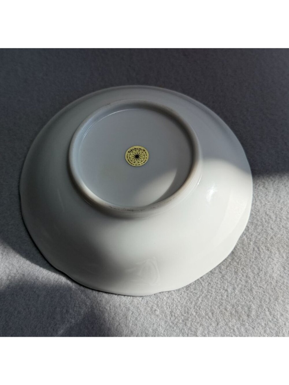 Vintage Takahashi Japanese Porcelain Plate With Blue Floral, Made in Japan - Picture 13 of 14